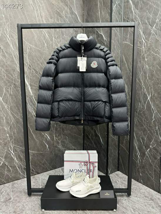 Picture of Moncler Down Jackets _SKUMonclersz1-526yr320036947